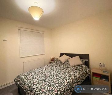 1 bedroom semi-detached house to rent - Photo 5