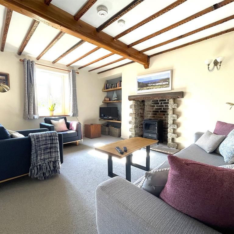 3 bedroom terraced house to rent - Photo 1