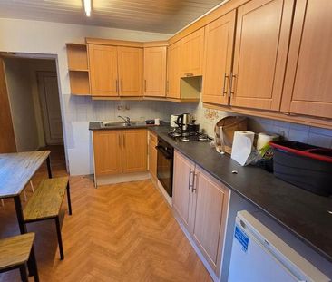 6 bedroom house to rent - Photo 5