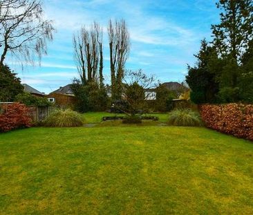 Southwold Avenue, Kings Norton, Birmingham, West Midlands, B30 - Photo 6