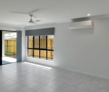 Brand New 4 Bedroom Home with Modern Living - Photo 4