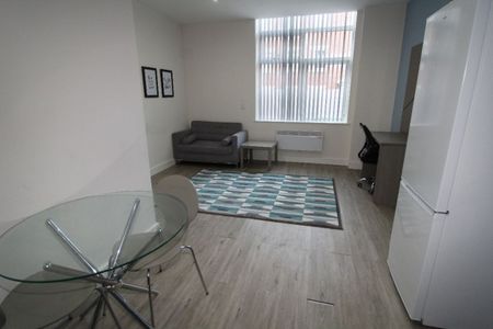 Winckley Square, Flat 06, PRESTON, Lancashire PR1 3JQ - Photo 2