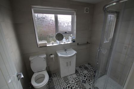 1 Maryville Terrace, Omagh, BT79 7BZ - Photo 2