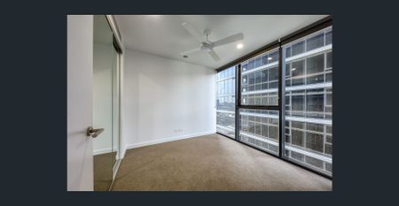 Stunning, Modern One Bedroom Apartment! - Photo 2