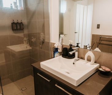 Ellenbrook - Photo 3