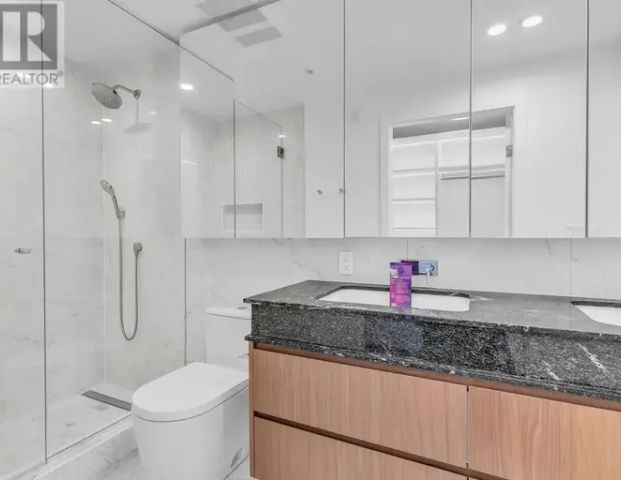301 3668 W 10TH AVENUE | 301 3668 W 10TH AVENUE, Vancouver - Photo 1