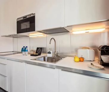 Carrer del Torrent de lOlla, Barcelona, Catalonia 08012 - Photo 1