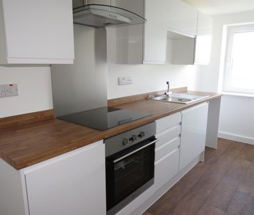 Wheatley Court, Halifax - Photo 4