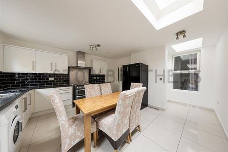 Wolsey Avenue , E17 6RE - Photo 4