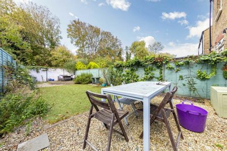 Leigham Vale, SW16, London - Photo 4