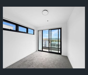 Spacious Three-Level Townhouse with Workshop & Dual Outdoor Living - Photo 4