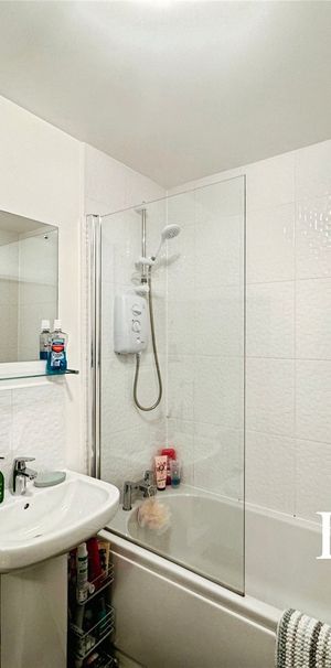 2 bedroom apartment to rent Arrowhead Close, Stapeley, Nantwich, CW5 - Photo 2