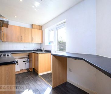 2 bedroom terraced house to rent - Photo 4