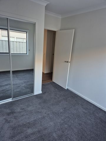 4-bedroom shared house, Mentelle Street - Photo 4