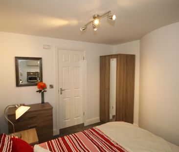 63 Albert Street, Rugby - Photo 4