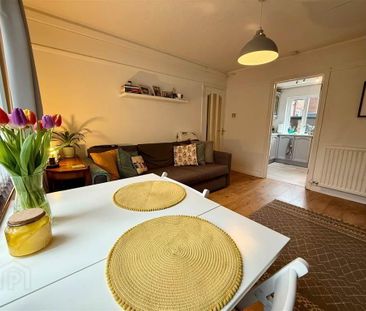 22b Lower Braniel Road, Belfast, BT5 7JQ - Photo 6