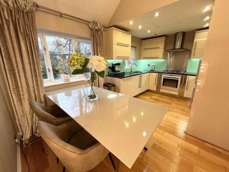 3 bedroom terraced house to rent - Photo 3