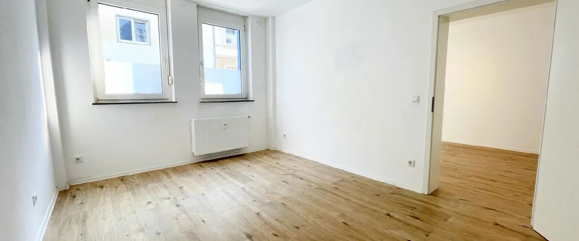 KREFELD-STADTMITTE: 3-ZIMMER ERDGESCHOSS WOHNUNG ZU MIETEN! - Foto 1