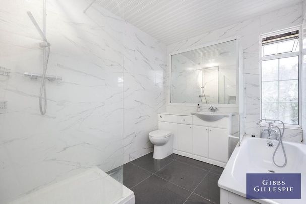 4 bedroom detached house to rent - Photo 1