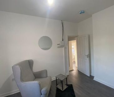 Studio Flat, Stoney Stanton Road, CV6 - Photo 3