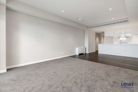 Penthouse 2 Level 2 Bedroom Executive Apartment With Amazing Views. - Photo 3