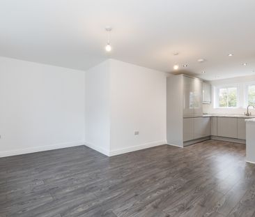 Preston Road, Standish, WN6 0NP - Photo 1