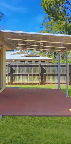 Beautiful Family Home in the Heart of Kensington Estate - Photo 1