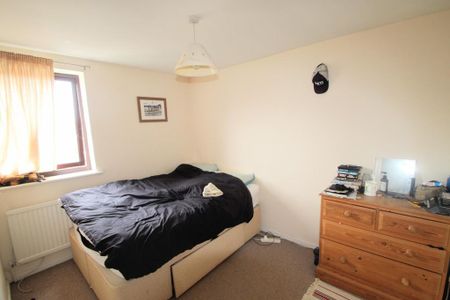 2 bedroom maisonette to rent - Photo 3