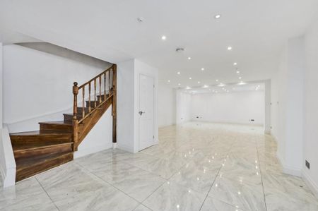 5 bedroom terraced house to rent - Photo 4