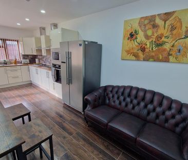 1 bedroom house of multiple occupation to rent - Photo 2