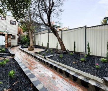 North Melbourne - Photo 3