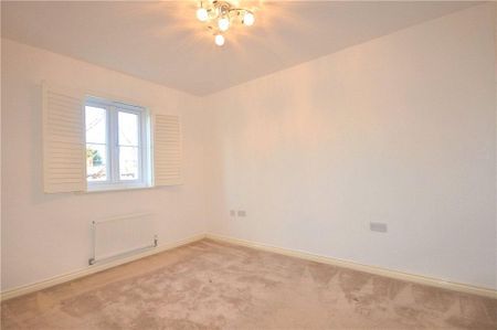 3 bedroom semi-detached house to rent - Photo 4