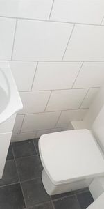Flat 2 - Photo 4