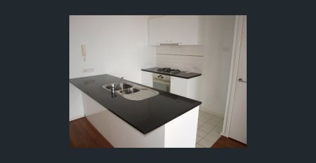 Inspections by registered appointment only ! - Photo 3