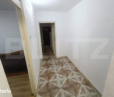 Inchiriere apartament 3 camere, 2 bai, balcon inchis – zona Kaufland - Fotografie 1
