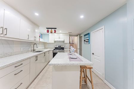 For Lease - 43 Sherwood Forest Drive Unit# Basement, Markham, Ontario - Photo 4