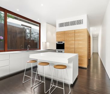 16 Cross Street, Bronte - Photo 2