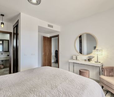 Duplex in Altos de los Monteros - Foto 6