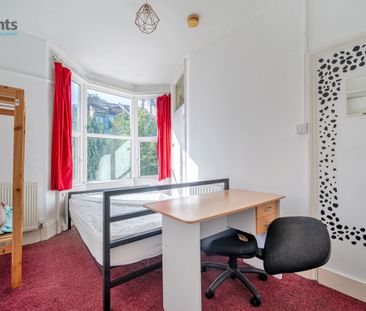 5 bedroom terraced house to rent - Photo 3