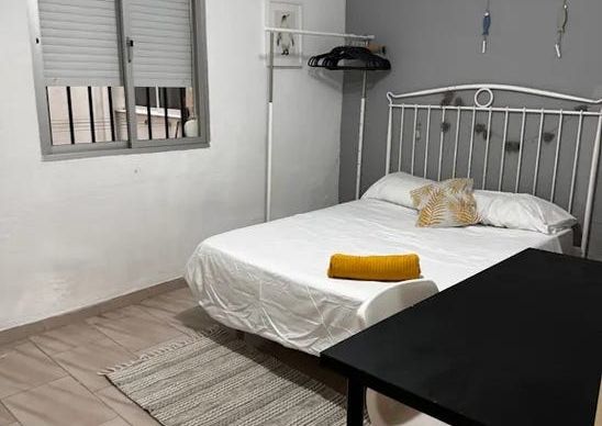 Calle Martínez Maldonado, Málaga, Andalusia 29010