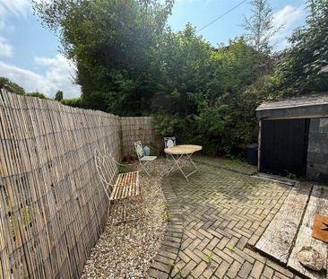 2 bedroom bungalow to rent - Photo 1