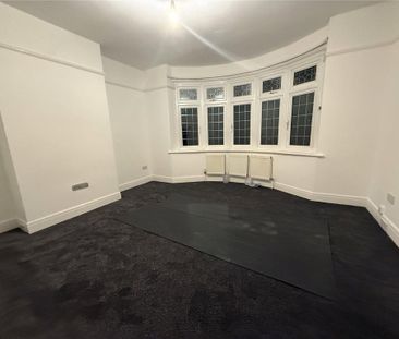 3 bedroom detached house to rent - Photo 2