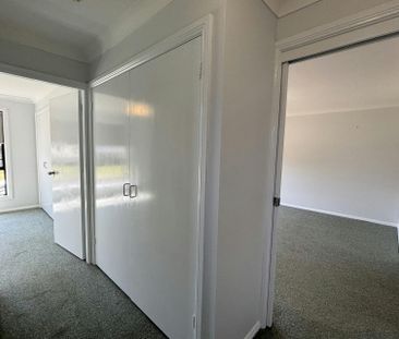 DUPLEX IN GREAT CONVENIENT LOCATION - Photo 2
