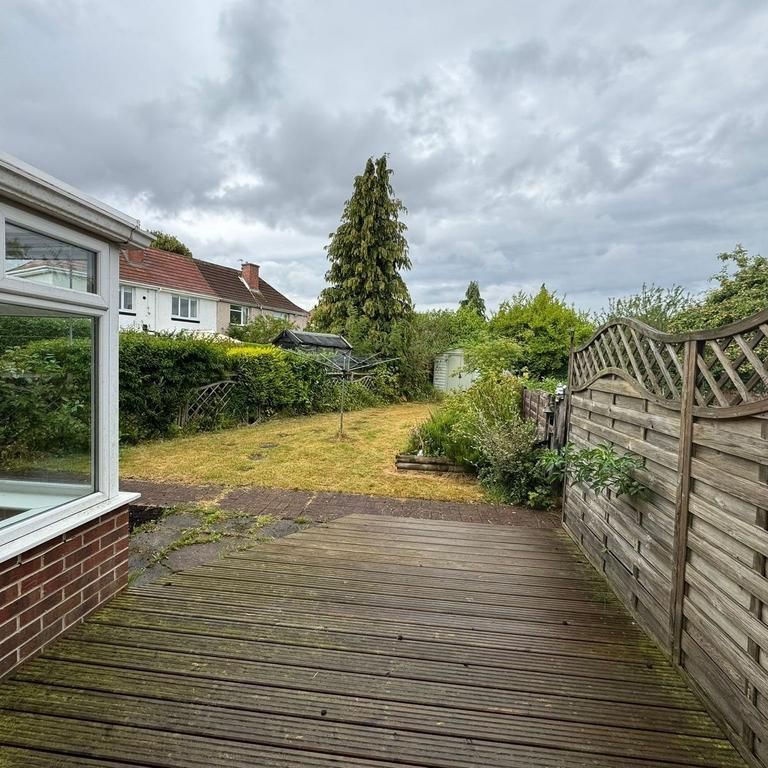 2 bedroom house to rent - Photo 1
