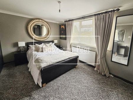 Hurtmore, Godalming - Photo 3