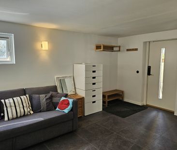 Livlandsgatan, Enskede - Photo 1