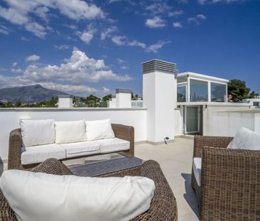 Alquiler Adosado en San Pedro De Alcántara, Marbella - Photo 6