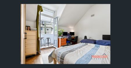 Quaint Home in Waterside Location - Photo 4