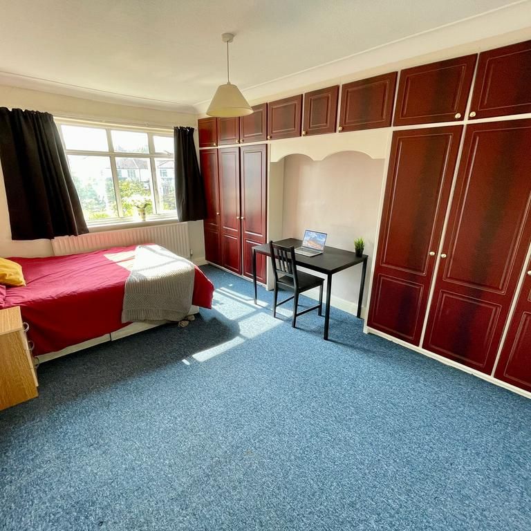 8 bedroom house share to rent - Photo 1