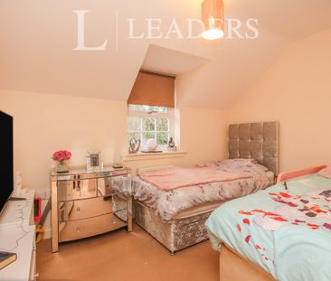 2 bedroom flat to rent St. James Place, Norton Green Lane WS11 - Photo 2
